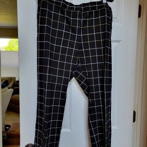 Amanda&Chelsea, Woman's Straight Leg Pant, Black/White/Beige Plaid, 22W